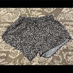 Albion shorts like new size medium with liner